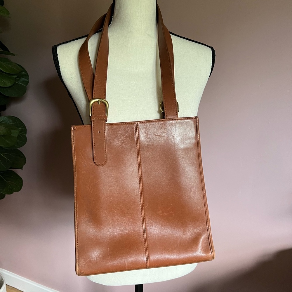 Vintage Y2K Hunt Club Leather Tote with gold hardware‎